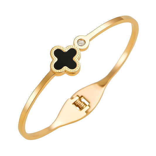 18K Gold Plated Claw Hinged Black Four-leaf Clover Bracelet